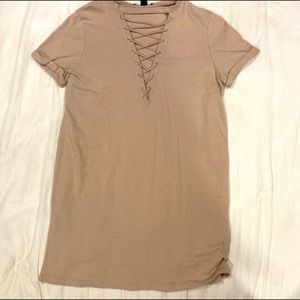 Lace up over sized tee dress